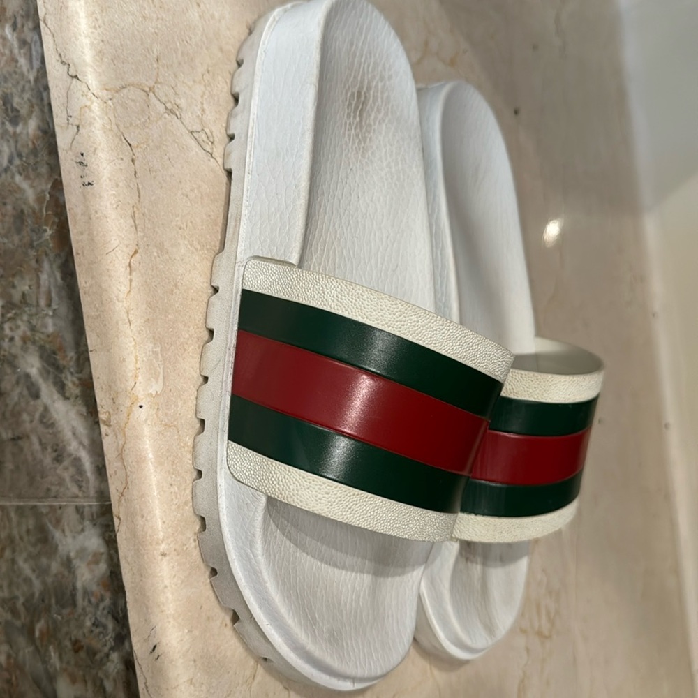 Gucci Slides Size 7 1/2 - image 1